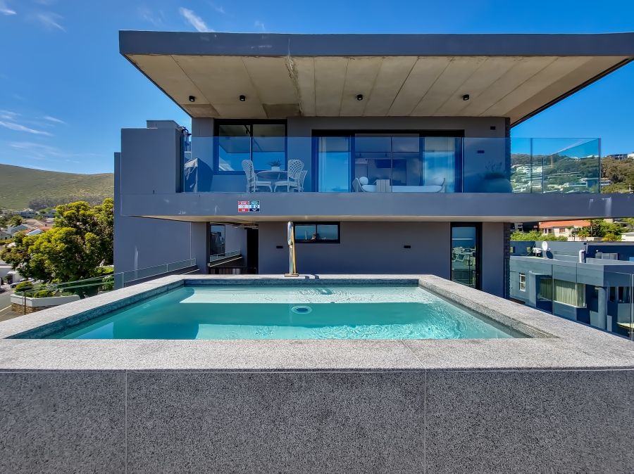 0 Bedroom Property for Sale in Sea Point Western Cape